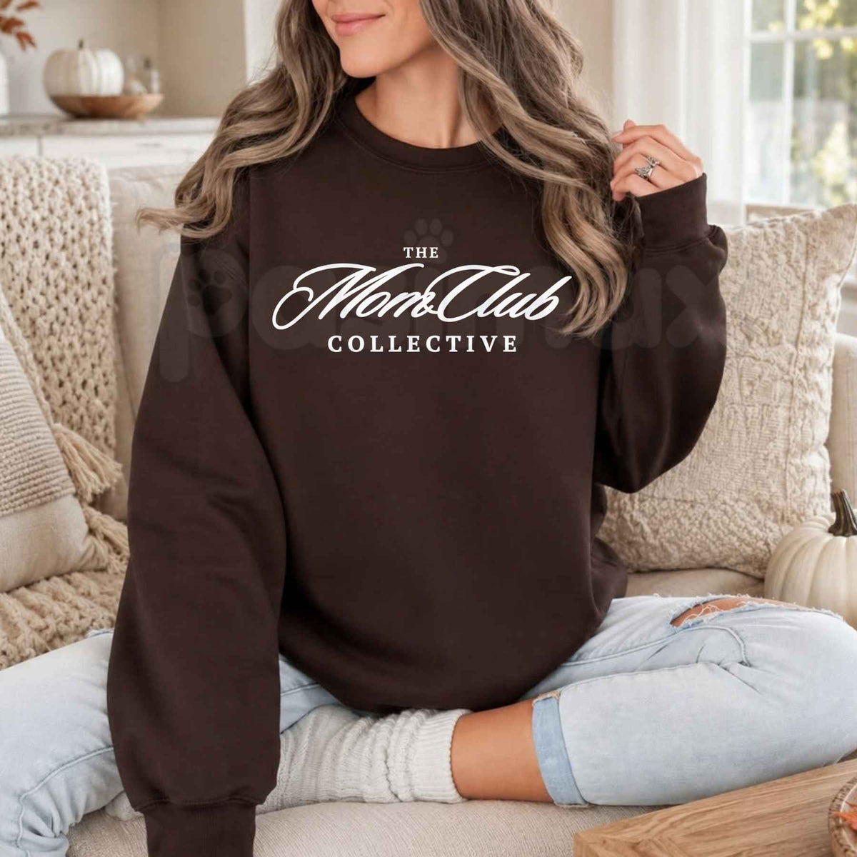 "Mom Club" Embroidered Sweatshirt β Cozy Motherhood Crewneck Pullover