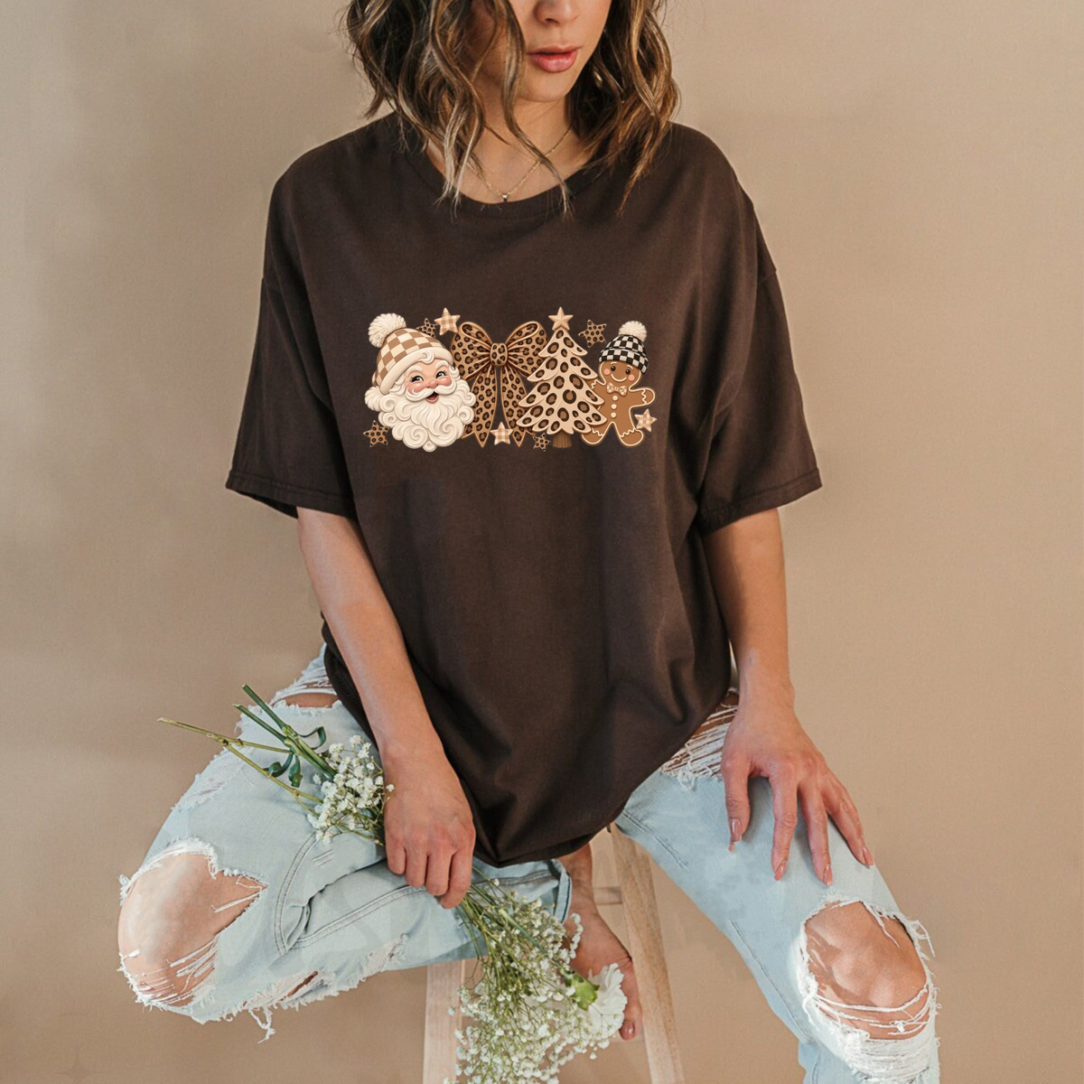 Retro Leopard Gingerbread Bow Holiday Tree Graphic T-Shirt