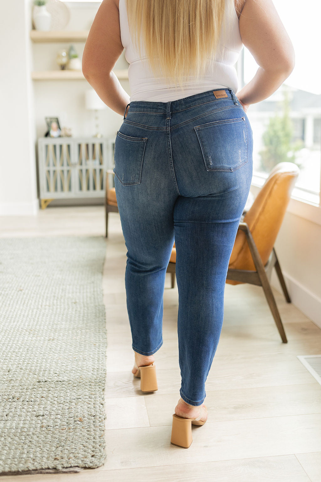 Colt High Rise Button Fly Distressed Judy Blue Boyfriend Jeans