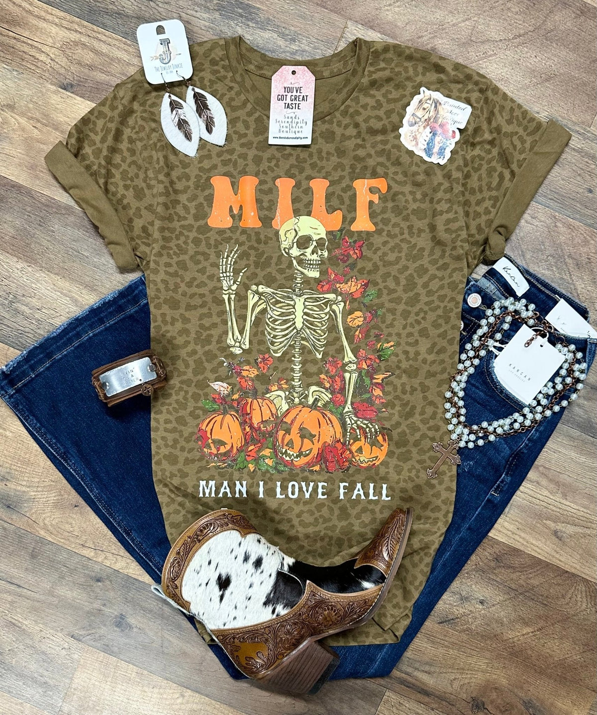 Leopard Man I Love Fall | Fall Vibes Graphic T-Shirt