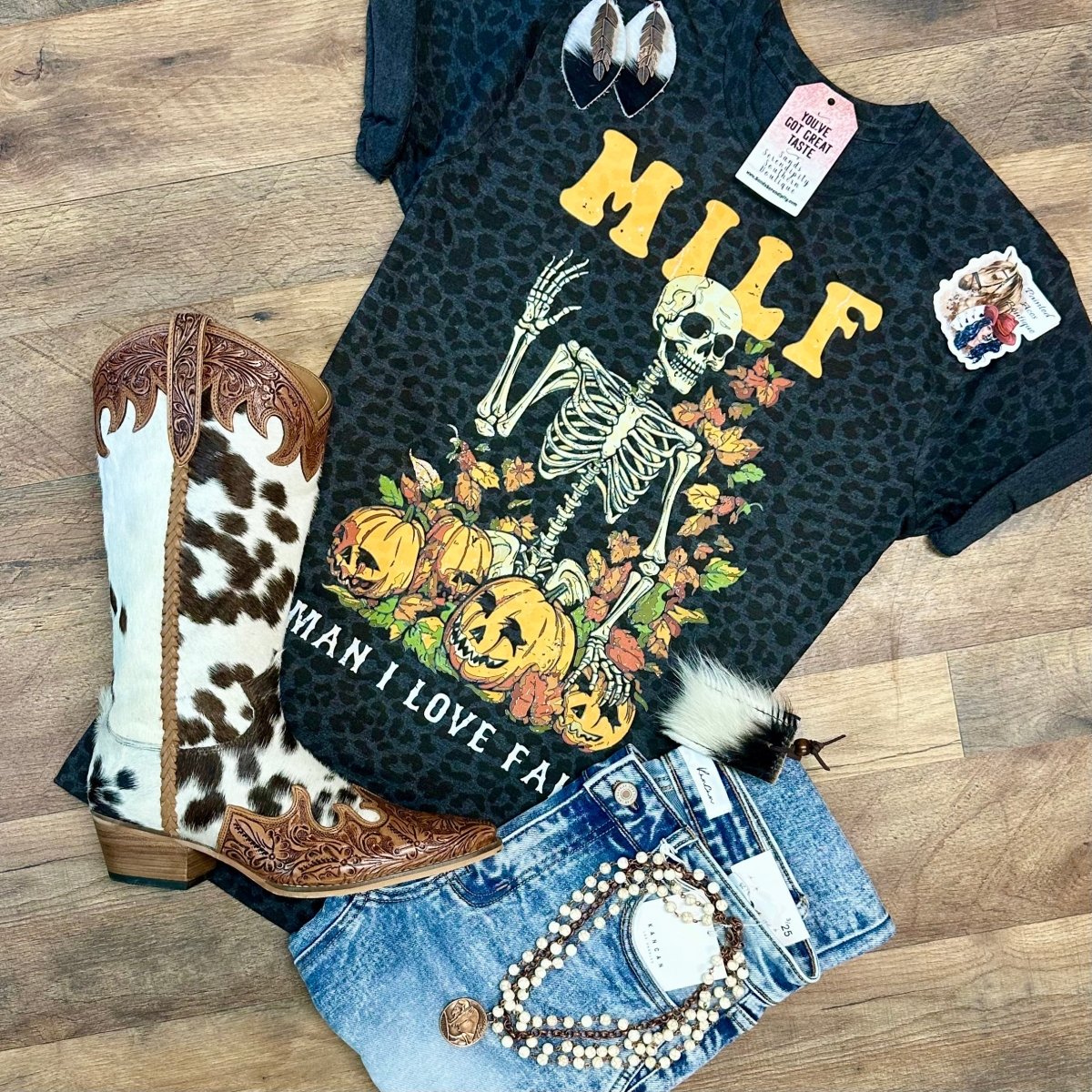 Leopard Man I Love Fall | Fall Vibes Graphic T-Shirt