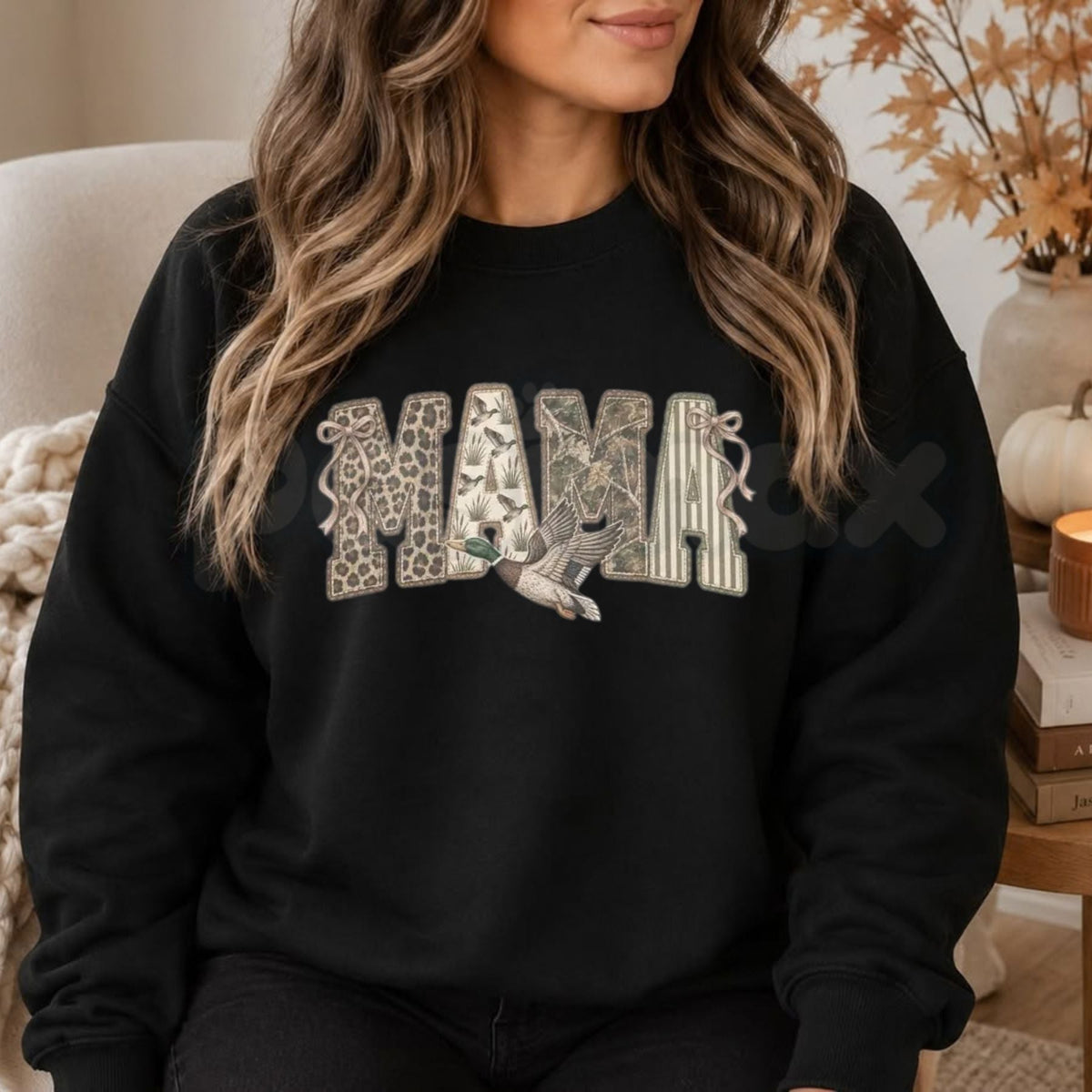Duck Hunting Mama Sweatshirt | Preppy Camo Graphic Crewneck