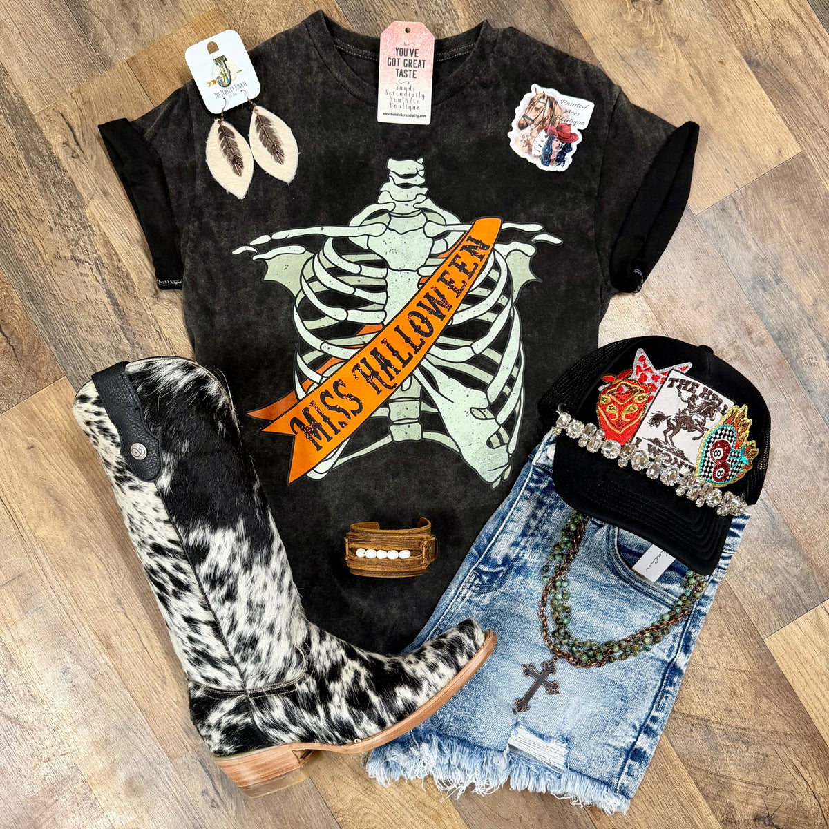 Miss Halloween | Fall Vibes Graphic T-Shirt
