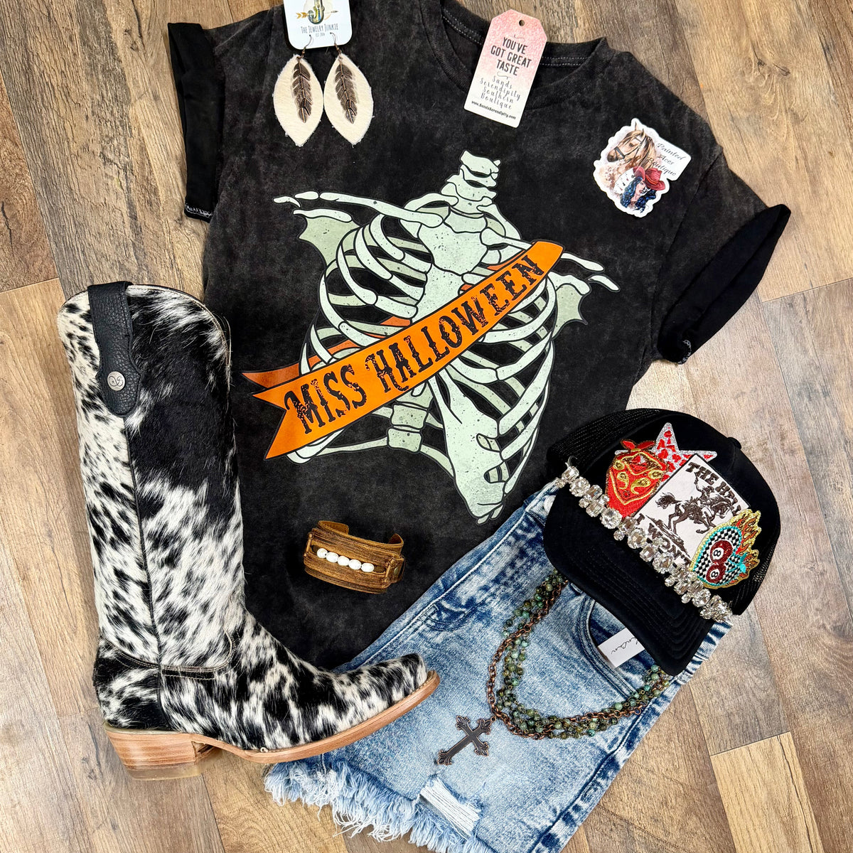 Miss Halloween | Fall Vibes Graphic T-Shirt